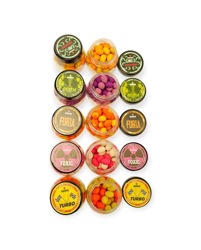 4osmo-big-larwa-alien